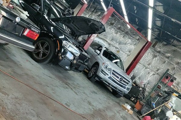 Free Estimates - At No2 Auto Tech, we’re dedicated to providing top-notch auto repair and body services with a focus on honesty, reliability, and affordability. Whether your vehicle needs routine maintenance, collision repair, or bodywork, our certified technicians are here to help. We’re excited to offer a FREE diagnostic to help you pinpoint any issues with your vehicle—no strings attached. Whether it’s a check engine light, strange sounds, or a performance issue, we’ll give you a clear, transparent assessment so you can make an informed decision. With a commitment to quality, fast service, and competitive pricing, we’re your trusted partner in keeping your car running smoothly. Stop by today and take advantage of our free diagnostic offer!