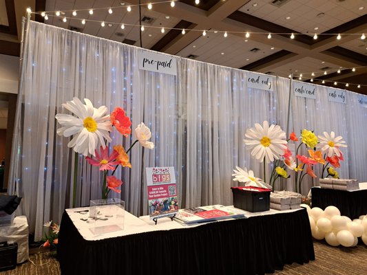 Boise Flower & Garden Show - EventRent had a blast setting up this garden show! Check out how our rentals helped transform the space into the ultimate vendor showcase.