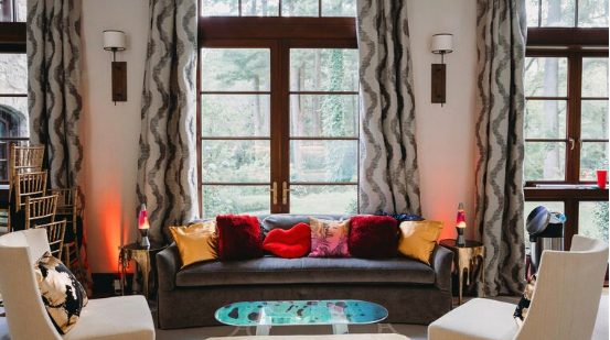 Decor Rentals - Give us a call for information on availability!