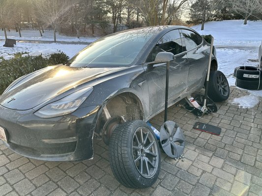 Tesla getting all 4 tires replaced at its home - Beautiful Tesla getting all 4 tires replaced at customers home, we have special required Tesla pucks for safe lifting ! Tesla getting all 4 tires replaced at its home - Beautiful Tesla getting all 4 tires replaced at customers home, we have special required Tesla pucks for safe lifting !