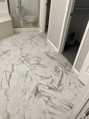 flooring /tile service - we do all kind of flooring, ceramic, carpet , wood floor , vynil and laminated floor