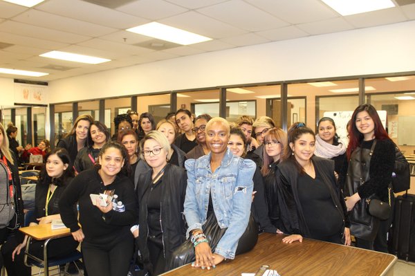 Eyebrow Shaping and Threading Education - students we love Eyebrow Shaping and Threading Education - students we love
