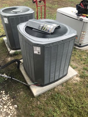 Heat Pump Upgrade - Customer had a failed compressor along with a leaking condenser coil, warranty not valid 13 year old unit!
Recommend upgrading and replacing metering device with compatible indoor coil! Heat Pump Upgrade - Customer had a failed compressor along with a leaking condenser coil, warranty not valid 13 year old unit!
Recommend upgrading and replacing metering device with compatible indoor coil!