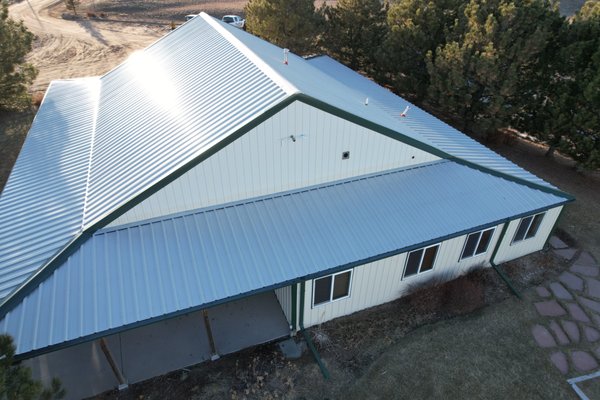 Sod Farm - This project was 5 buildings on a sod farm, a warehouse and an office. We re-roofed the buildings with
26 G PBR panels and installed new skylights. Sod Farm - This project was 5 buildings on a sod farm, a warehouse and an office. We re-roofed the buildings with
26 G PBR panels and installed new skylights.