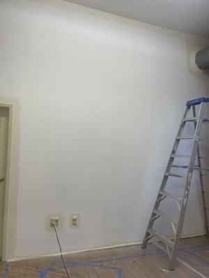 Office space wall change color - Two office spaces changing walls color. Office space wall change color - Two office spaces changing walls color.