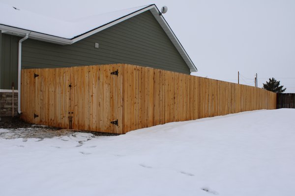 Cedar Fence-Carey ID - Cedar fence installed on a new home in Carey, ID. Cedar Fence-Carey ID - Cedar fence installed on a new home in Carey, ID.