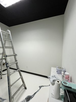 Office commercial painting drywall - Drywall need nice update painting glow paint done it the right way prime and paint wall Office commercial painting drywall - Drywall need nice update painting glow paint done it the right way prime and paint wall