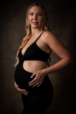 Maternity Shoots - If you are a 6 to 7 month pregnant, this is the time for your maternity session to cherish your memories for generations to come Maternity Shoots - If you are a 6 to 7 month pregnant, this is the time for your maternity session to cherish your memories for generations to come