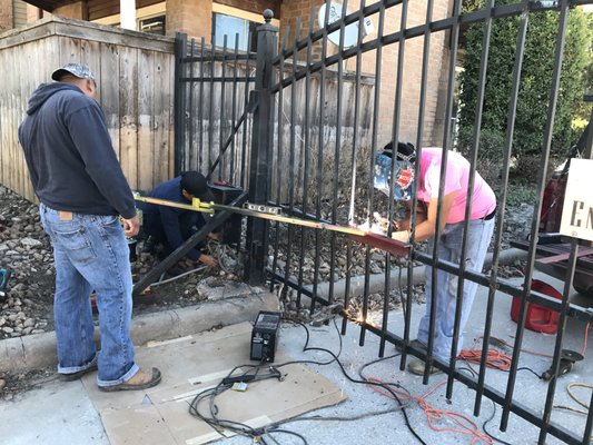 Top Notch Gate Service - Call us today for a quote on gate installation or repair. Top Notch Gate Service - Call us today for a quote on gate installation or repair.