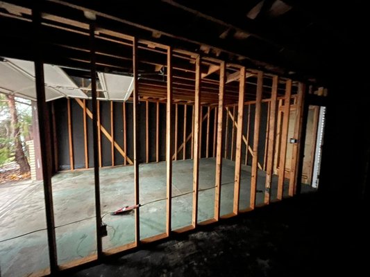 Abatement and Clean Up - ALTURA ENVIRONMENTAL SERVICES is ready to help in any abatement or clean up.