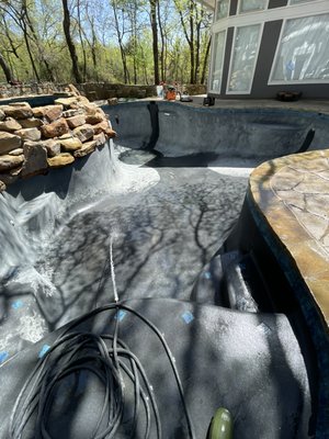 Green Pool Cleanup - This was a pool that sat for 6 months that was surrounded by trees. #Greenpoolcleanup #algae #6monthsofdebri #pooldraining #greenwatersmells #poolswamp Green Pool Cleanup - This was a pool that sat for 6 months that was surrounded by trees. #Greenpoolcleanup #algae #6monthsofdebri #pooldraining #greenwatersmells #poolswamp