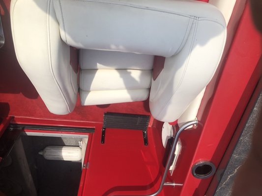 Bryant Boat interior - Boat interior wipe down and vacuum