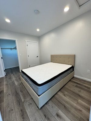 Bedroom and Bathroom Furniture Assembly - Assembled a modern upholstered bed frame with a comfortable mattress and installed a space-saving bathroom storage cabinet above the toilet. A great addition to enhance both functionality and style in the home. Bedroom and Bathroom Furniture Assembly - Assembled a modern upholstered bed frame with a comfortable mattress and installed a space-saving bathroom storage cabinet above the toilet. A great addition to enhance both functionality and style in the home.