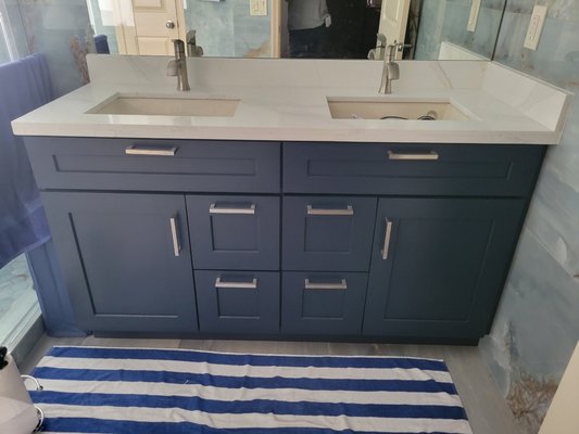 Raj Bathrooms - Our friend Raj had some old, outdated cabinets that were falling apart on the inside. He had a vision of what his desired bathrooms would look like for his home. The following pictures in this project depict the before and after photos of what we were able to achieve at Raj's home. These go in the order of BEFORE AND AFTER.