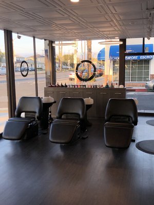 YUME SPA’s full-flat chair and gentle mist deliver a dream-like experience,
soothing not only to the hair and scalp, but also the soul. - A shampoo chair that is so relaxing it is literally sleep-inducing.
A mist that enhances the treatment and infuses the hair with moisture.
A professional shampooing technique that combines comfort and effectiveness.
To nurture healthy, luxurious hair, YUME SPA offers total care—
not only for the hair and scalp but also the root of all beauty: the soul. YUME SPA’s full-flat chair and gentle mist deliver a dream-like experience,
soothing not only to the hair and scalp, but also the soul. - A shampoo chair that is so relaxing it is literally sleep-inducing.
A mist that enhances the treatment and infuses the hair with moisture.
A professional shampooing technique that combines comfort and effectiveness.
To nurture healthy, luxurious hair, YUME SPA offers total care—
not only for the hair and scalp but also the root of all beauty: the soul.