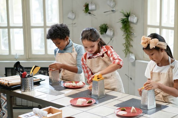 Did you know I offer kids cooking lessons? - Kids love to cook! Our cooking lessons are a grea summer activity!