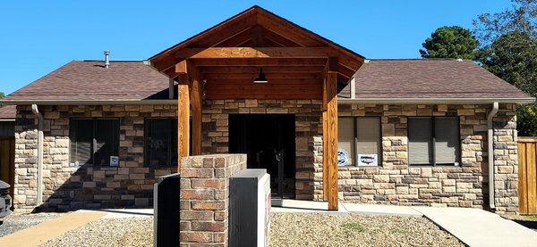 ALTECH INC. Office remodel - 28 Squares of board and batton Vinyl Siding
6 Squares of D-5 Soffit.
30' Seamless Gutter.
2 weeks
By my self ALTECH INC. Office remodel - 28 Squares of board and batton Vinyl Siding
6 Squares of D-5 Soffit.
30' Seamless Gutter.
2 weeks
By my self