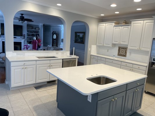 Quartz Countertop Remodel - Our client had wanted to change his kitchen countertops to a modern look, Quartz was the perfect option!