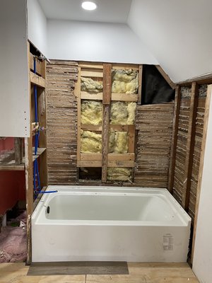 Bathroom Remodeling - Revitalize your bathroom with our professional remodeling services. At Oners Painting & Remodeling, we focus on delivering luxurious and practical bathroom solutions. Whether you're looking for a complete overhaul or targeted upgrades, our team ensures a seamless renovation experience that maximizes comfort and style. Bathroom Remodeling - Revitalize your bathroom with our professional remodeling services. At Oners Painting & Remodeling, we focus on delivering luxurious and practical bathroom solutions. Whether you're looking for a complete overhaul or targeted upgrades, our team ensures a seamless renovation experience that maximizes comfort and style.