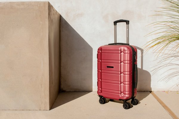 Locker Rentals & Luggage Storage - BELONG is perfect for when you check in or out of your hotel or Airbnb, but need somewhere to store your bags! BELONG is also great for dropping your things off in a secure locker, while you go about your day!