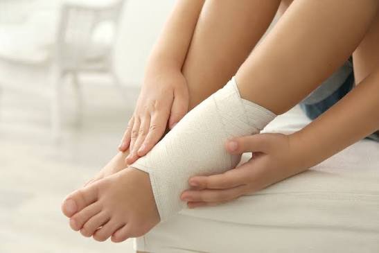 Fractures, Strains & Sprains - Fractures, strains, and sprains services provide prompt evaluation, diagnosis, and treatment for bone and soft tissue injuries. Our urgent care clinic offers on-site X-rays, splinting, and expert medical care—helping you recover quickly and safely from everyday accidents and injuries. Fractures, Strains & Sprains - Fractures, strains, and sprains services provide prompt evaluation, diagnosis, and treatment for bone and soft tissue injuries. Our urgent care clinic offers on-site X-rays, splinting, and expert medical care—helping you recover quickly and safely from everyday accidents and injuries.