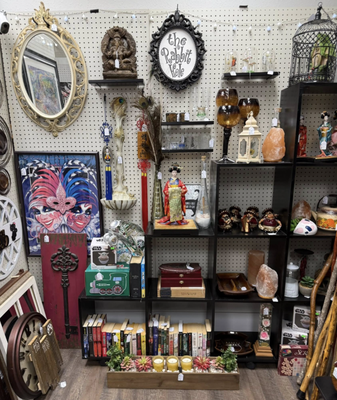 Over 120 Vendors within 14,000 Square Foot Store - Discover the best flea market in town, where over 120 vendors come together under one roof! Explore 14,000 square feet filled with an unbeatable variety of new and vintage items, everything from collectibles and home goods to clothing, furniture, and more. Our vendors offer unique finds and everyday essentials at discounted rates, making us your go-to destination for treasure hunting and unbeatable deals. Whether you’re a seasoned collector or just browsing, you’ll always find something special here! Over 120 Vendors within 14,000 Square Foot Store - Discover the best flea market in town, where over 120 vendors come together under one roof! Explore 14,000 square feet filled with an unbeatable variety of new and vintage items, everything from collectibles and home goods to clothing, furniture, and more. Our vendors offer unique finds and everyday essentials at discounted rates, making us your go-to destination for treasure hunting and unbeatable deals. Whether you’re a seasoned collector or just browsing, you’ll always find something special here!