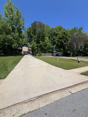 Lawncare - I hope you’re doing well! I wanted to reach out and let you know that I’m offering professional services, including pressure washing, lawn care, painting, car detailing, gutter cleaning, and general cleaning. If you or anyone you know could use any of these services, I’d be happy to help! Let me know if you’re interested or would like a free estimate.
Looking forward to hearing from you!
7702619063 @MMMPressurewashing Lawncare - I hope you’re doing well! I wanted to reach out and let you know that I’m offering professional services, including pressure washing, lawn care, painting, car detailing, gutter cleaning, and general cleaning. If you or anyone you know could use any of these services, I’d be happy to help! Let me know if you’re interested or would like a free estimate.
Looking forward to hearing from you!
7702619063 @MMMPressurewashing