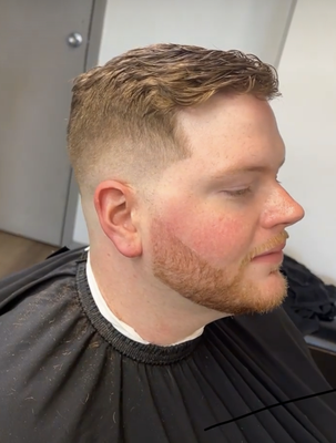 Universal Fresh Cut & Lineup 🌍✂️ - No matter your hair type or texture, our skilled barbers have you covered! The Universal Fresh Cut & Lineup delivers a custom cut tailored to your unique style, finished with a crisp lineup for that extra sharp look. From straight to curly, thick to fine—we make sure everyone leaves looking their best. Book now for a fresh and confident you! 💇♂️✨ Universal Fresh Cut & Lineup 🌍✂️ - No matter your hair type or texture, our skilled barbers have you covered! The Universal Fresh Cut & Lineup delivers a custom cut tailored to your unique style, finished with a crisp lineup for that extra sharp look. From straight to curly, thick to fine—we make sure everyone leaves looking their best. Book now for a fresh and confident you! 💇♂️✨