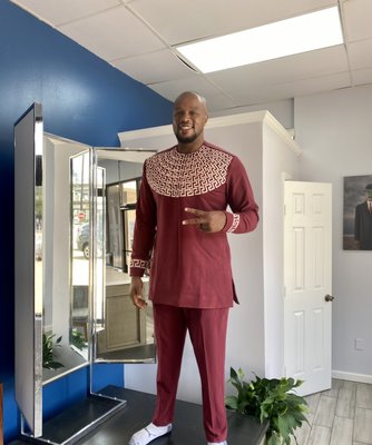 Cultural Attire - Vibrant Cleaners & Tailoring is proud to be experienced in a wide variety of cultural attire. Visit us to get a precise fit. Cultural Attire - Vibrant Cleaners & Tailoring is proud to be experienced in a wide variety of cultural attire. Visit us to get a precise fit.
