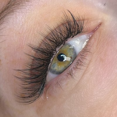 YY/Hybrid Eyelash Extensions - Hybrid/YY eyelash extensions are a good in between of a full and natural look. Hybrids creates a light and fluffy natural look. YY lashes are great if you want a a fuller look with a wispy/spikey effect. YY/Hybrid Eyelash Extensions - Hybrid/YY eyelash extensions are a good in between of a full and natural look. Hybrids creates a light and fluffy natural look. YY lashes are great if you want a a fuller look with a wispy/spikey effect.
