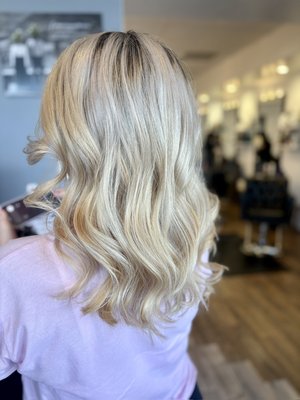 Check out my Website & Book with Me - This a before and after of a Balayage I did on virgin hair! My client wanted to be blonde, so we did just that! Every piece of hair went into a foil! Check out my Website & Book with Me - This a before and after of a Balayage I did on virgin hair! My client wanted to be blonde, so we did just that! Every piece of hair went into a foil!
