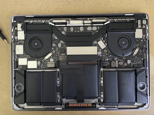 MacBook Pro battery replacement - This one of many battery replacements I've done in the past several years. It will give years more life to a perfectly serviceable MacBook Pro. Turnaround was 24 hours or less. MacBook Pro battery replacement - This one of many battery replacements I've done in the past several years. It will give years more life to a perfectly serviceable MacBook Pro. Turnaround was 24 hours or less.