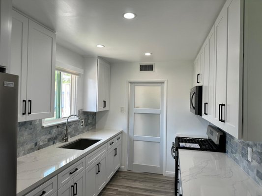 Kitchen Remodel - New kitchen remodel in Los Angeles! Kitchen Remodel - New kitchen remodel in Los Angeles!