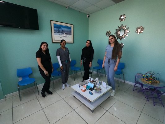 Clinica Hispana Buena Vida - walk in clinic, bajos precios, no le hacemos esperar. Clinica Hispana Buena Vida - walk in clinic, bajos precios, no le hacemos esperar.