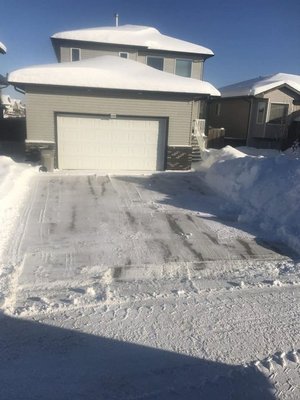 Snow Plow Service and Equipment's - Snow plow service at an affordable price. We service Newmarket, Bradford, Innisfil and Keswick only! Snow Plow Service and Equipment's - Snow plow service at an affordable price. We service Newmarket, Bradford, Innisfil and Keswick only!