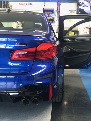 2020 BMW M5 Competition package, this beast was tinted with 18% SunTek Carbon, - Here is a brand new BMW M5 competition package, this beast was tinted with 18% SunTek Carbon, now this vehicle is even more protected from all that sun heat and also one of the kind colors marina bay blue metallic that completes whole car from every angle
1 hour to install the film 2020 BMW M5 Competition package, this beast was tinted with 18% SunTek Carbon, - Here is a brand new BMW M5 competition package, this beast was tinted with 18% SunTek Carbon, now this vehicle is even more protected from all that sun heat and also one of the kind colors marina bay blue metallic that completes whole car from every angle
1 hour to install the film