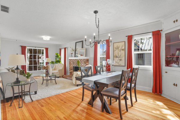 Vintage Homes Listed and Sold - The brokerage represents a lot of sellers of old homes. Here are some samples from Bush Park, Fairmount, Grant, Englewood, Court-Chemeketa, Kay, Capital Park, and Highland. Vintage Homes Listed and Sold - The brokerage represents a lot of sellers of old homes. Here are some samples from Bush Park, Fairmount, Grant, Englewood, Court-Chemeketa, Kay, Capital Park, and Highland.