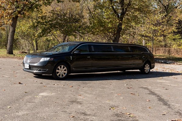 Nights Out - Our Limousines/Limo Buses range in size from 8 passengers to 26 passengers! So whatever your occasion we've got you covered! Nights Out - Our Limousines/Limo Buses range in size from 8 passengers to 26 passengers! So whatever your occasion we've got you covered!