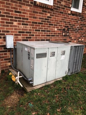 New package unit instalation - New HVAC upgrade for optimal comfort year-round! New package unit instalation - New HVAC upgrade for optimal comfort year-round!