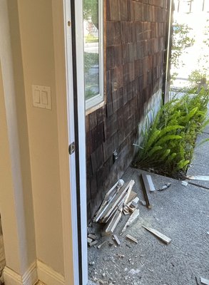 Door jamb repair - This exterior door jamb was repair an apartment complex
If only one leg of the door jamb is damaged, usually the side where the lock and doorknob engage, known as the strike side, you can actually just replace the damaged side. This is a little trickier than it seems at first, but it's certainly not an impossible task. Door jamb repair - This exterior door jamb was repair an apartment complex
If only one leg of the door jamb is damaged, usually the side where the lock and doorknob engage, known as the strike side, you can actually just replace the damaged side. This is a little trickier than it seems at first, but it's certainly not an impossible task.