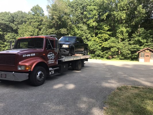 Long distance tow - We offer local towing an long distance towing also winch out , heavy hauls we pay top dollar for junk vehicles just give us a call