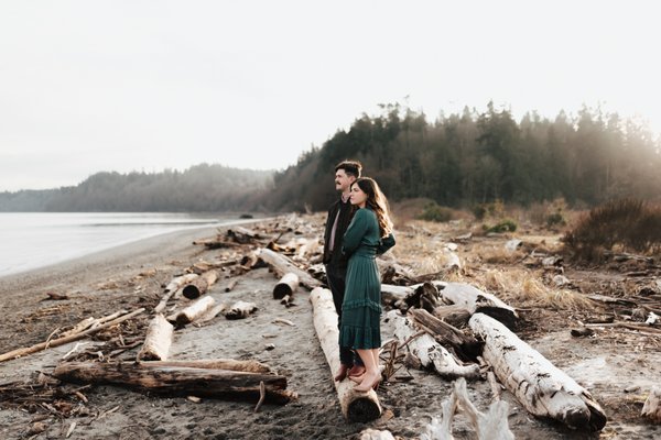 Engagement Session - Engagement session at Point No Point Lighthouse in Hansville, WA Engagement Session - Engagement session at Point No Point Lighthouse in Hansville, WA