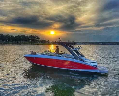 Sunset Cruise and a Champagne Toast! - Relax and unwind aboard our sunset cruise. Enjoy the serene waters of Lake Conroe and great vibes with your crew! Topped off with a champagne toast. Sunset Cruise and a Champagne Toast! - Relax and unwind aboard our sunset cruise. Enjoy the serene waters of Lake Conroe and great vibes with your crew! Topped off with a champagne toast.