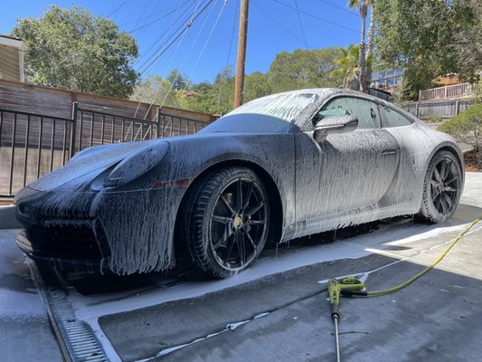Silver wash like new - This porshe has been make silver wash, with spray wax and interior clean. Steam vapor we apply on expensive cars,