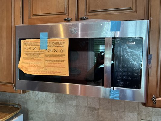 Beautiful microwave installations - Our technicians will remove or install any appliances you need with beautiful care and quality work. Beautiful microwave installations - Our technicians will remove or install any appliances you need with beautiful care and quality work.