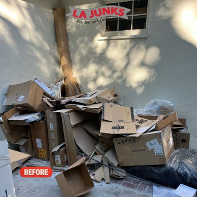 Cardboard Removal - Our recent project involved a homeowner who had just relocated and wanted to quickly dispose of excess cardboard cluttering their beautiful new space. Within a mere 20 minutes, our experienced professionals efficiently tackled the cardboard mountain, leaving the homeowner's house transformed and ready to fully enjoy.
