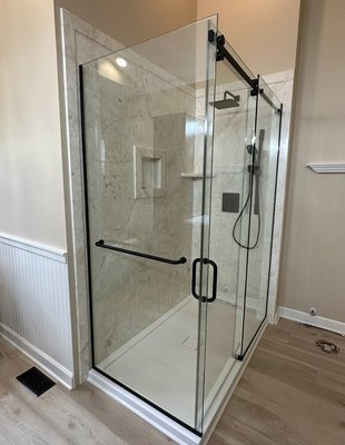 Shower Doors - Custom shower doors Shower Doors - Custom shower doors