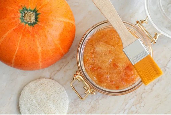 Facials - Our vegan mini facial at Yumoto Onsen is designed to nourish and refresh your skin. We choose organic products for exfoliation, mask, and massage for your face. Pamper yourself and achieve a radiant complexion that will make you feeling beautiful.