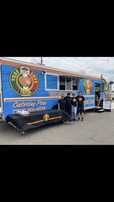 Food Truck - Looking for a taco truck near me? Come visit us today! Food Truck - Looking for a taco truck near me? Come visit us today!