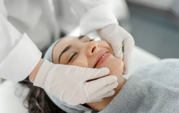 Facial Treatments - Professional care for every inch of your skin
Oxygen Facial
Valmont Facial
Filmed Facial
Skinceuticals Facial Facial Treatments - Professional care for every inch of your skin
Oxygen Facial
Valmont Facial
Filmed Facial
Skinceuticals Facial